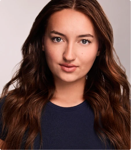 Makalous, Allyson, singer headshot